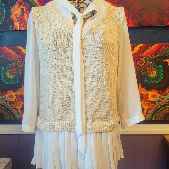 LC Lauren Conrad Tops - Lauren Conrad ~ Sz Sm ~ Pleated Mock - Layer Top ~ Excellent Condition
